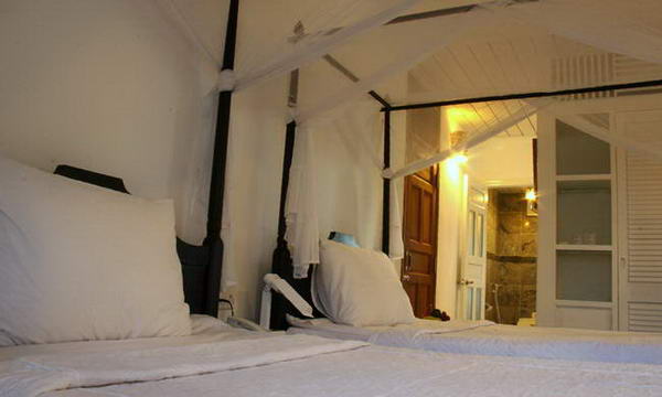 ANCIENT HOUSE RESORT
